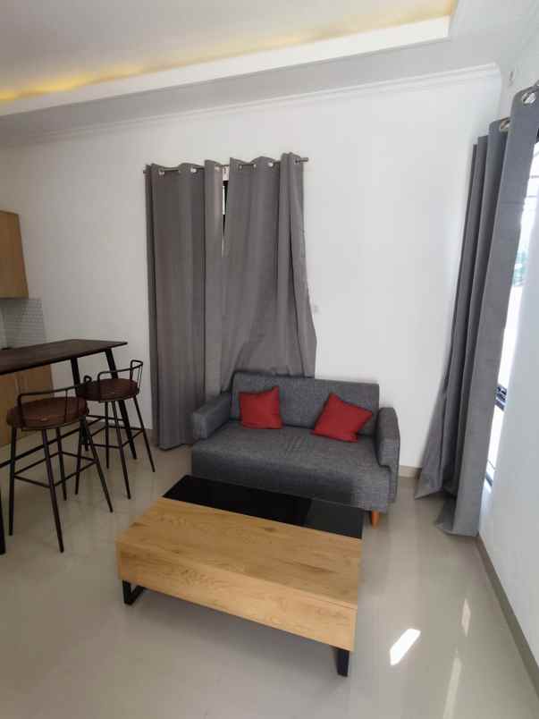 dijual rumah jl raya pengasinan