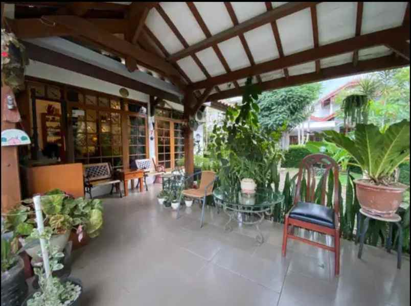 dijual rumah jl sukajadi