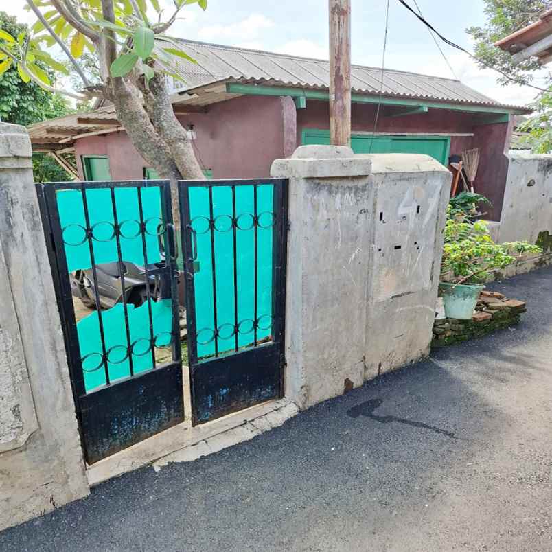dijual rumah jl swakarya bawah gang