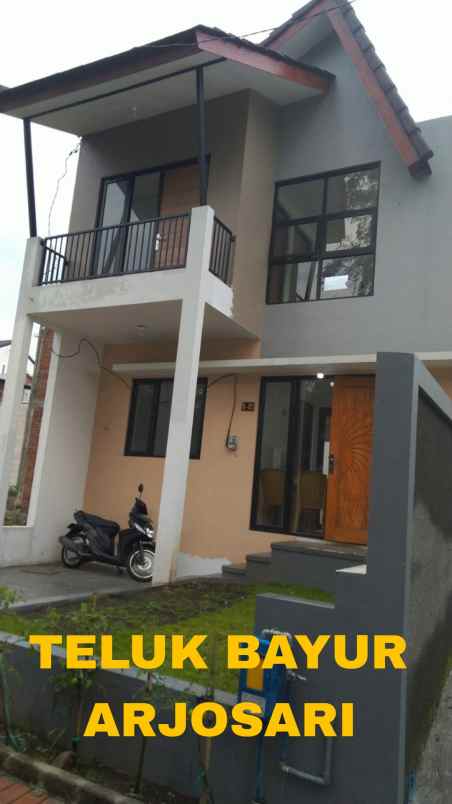 dijual rumah jl teluk grajakan arjosari
