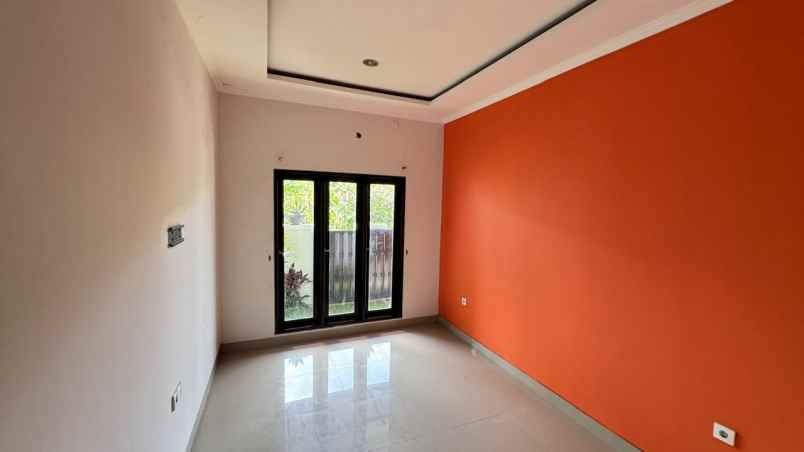 dijual rumah jl tukad badung renon denpasar bali