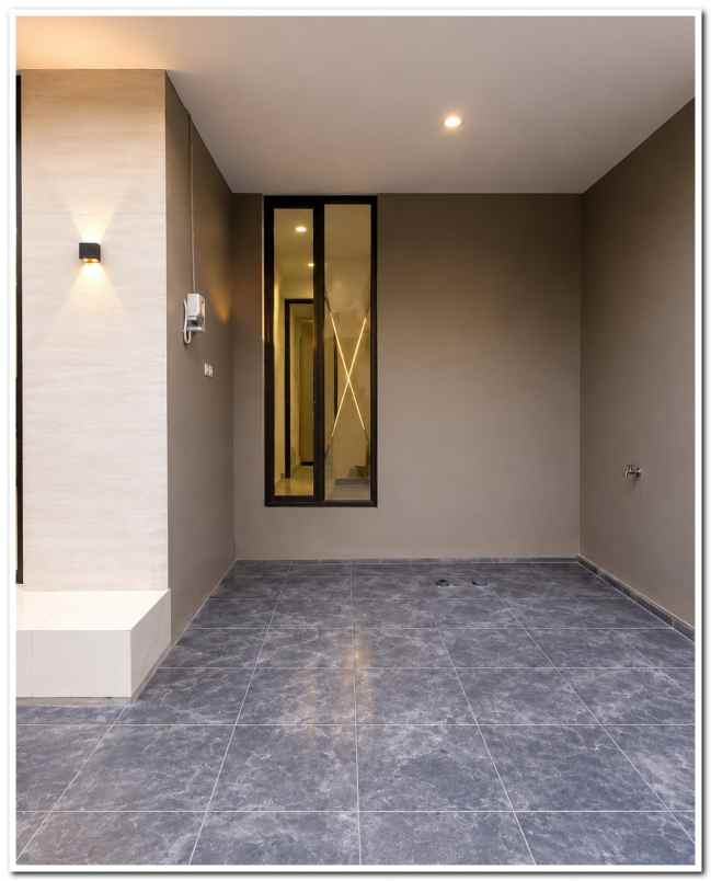 dijual rumah jl wates km 7