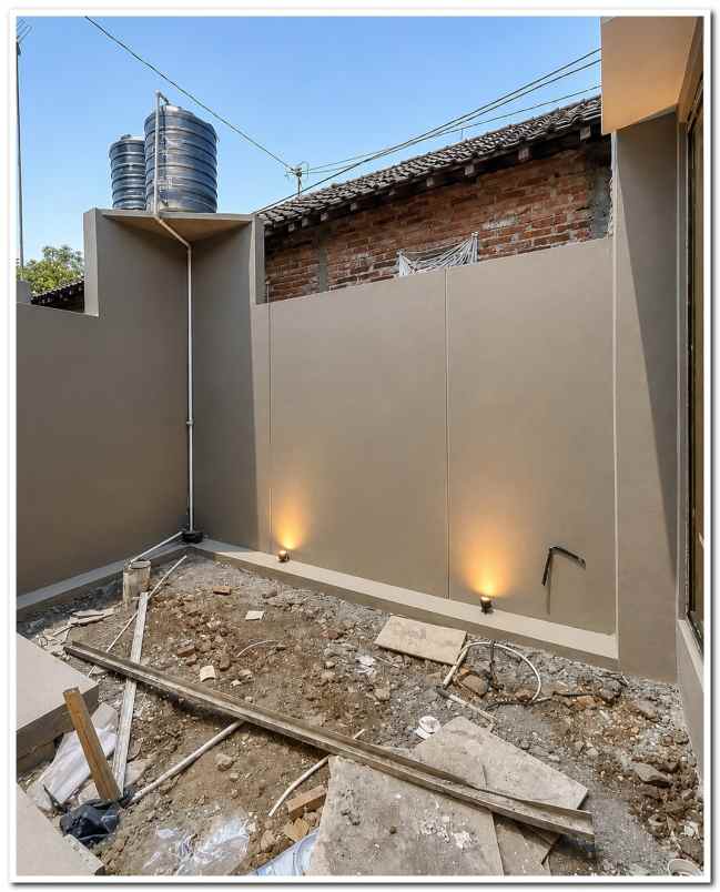 dijual rumah jl wates km 7