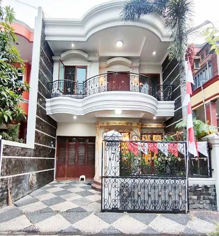 dijual rumah jlan raya pesanggrahan