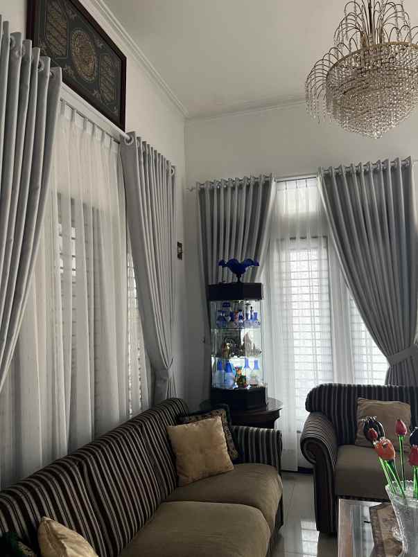 dijual rumah jln abadi ring road medan