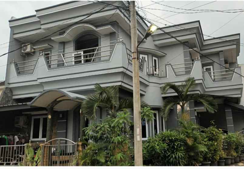 dijual rumah jln raya pakansari