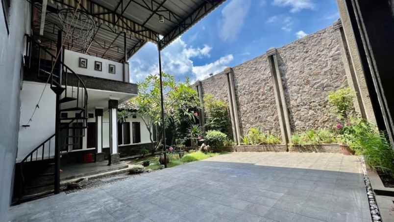 dijual rumah kalideres