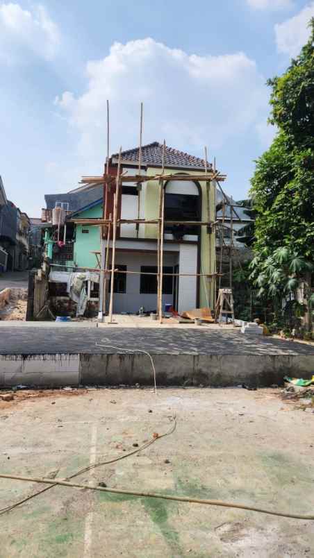 dijual rumah kalisari