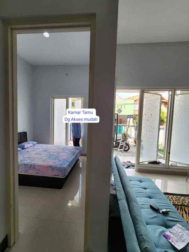 dijual rumah karah agung ketintang
