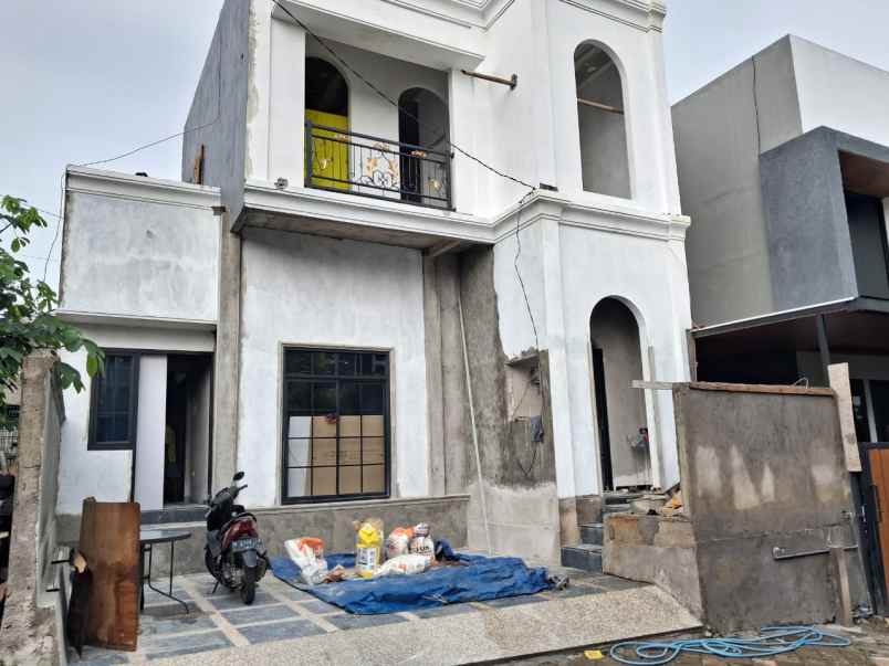 dijual rumah karangrejo