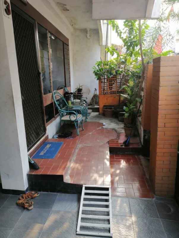 dijual rumah kartini sawah besar