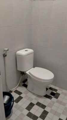 dijual rumah kasemen