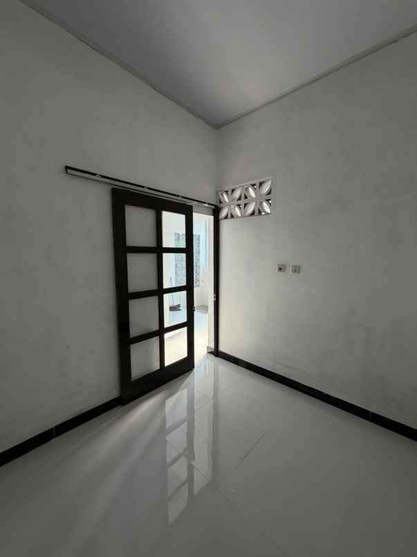 dijual rumah kasihan