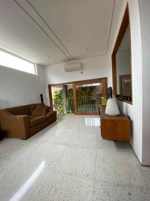 dijual rumah kayu putih pulogadung jakarta