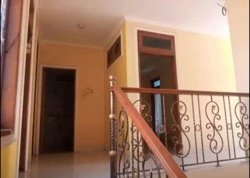 dijual rumah komolek billymoon pondok