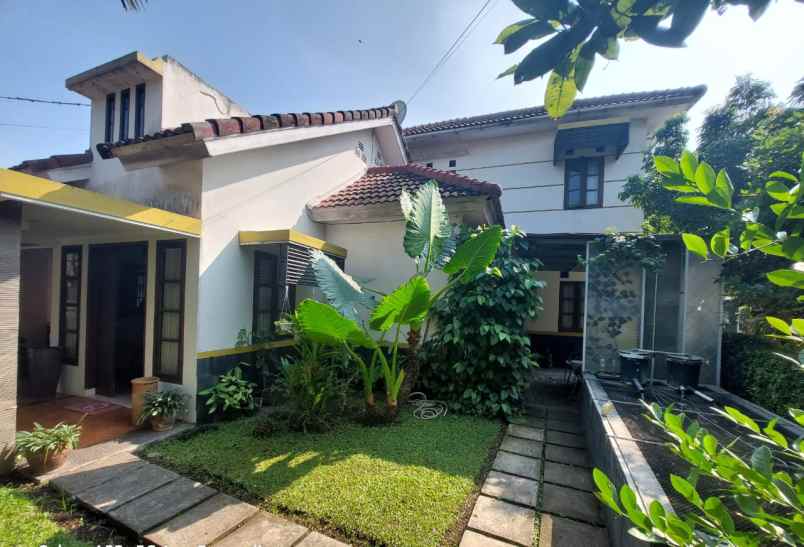 dijual rumah komp bumi adipura gedebage