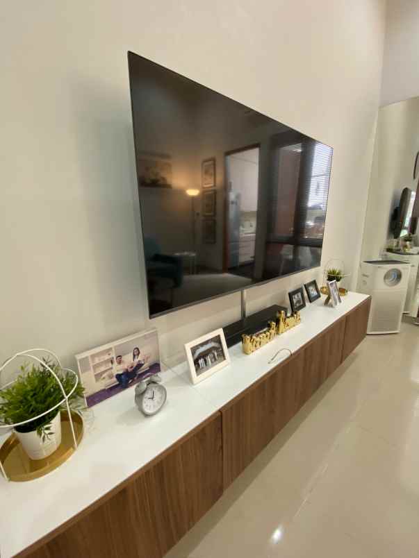 dijual rumah komplek cherryfield