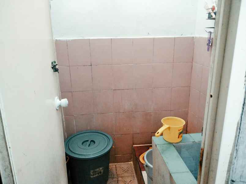 dijual rumah komplek cilame indah