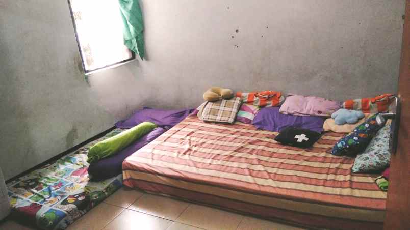 dijual rumah komplek cilame indah