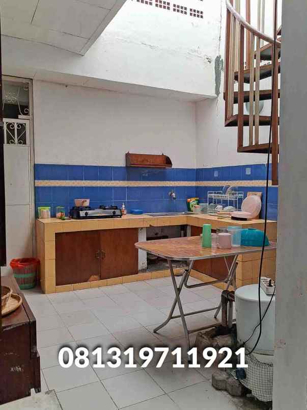 dijual rumah komplek cinere estate blok