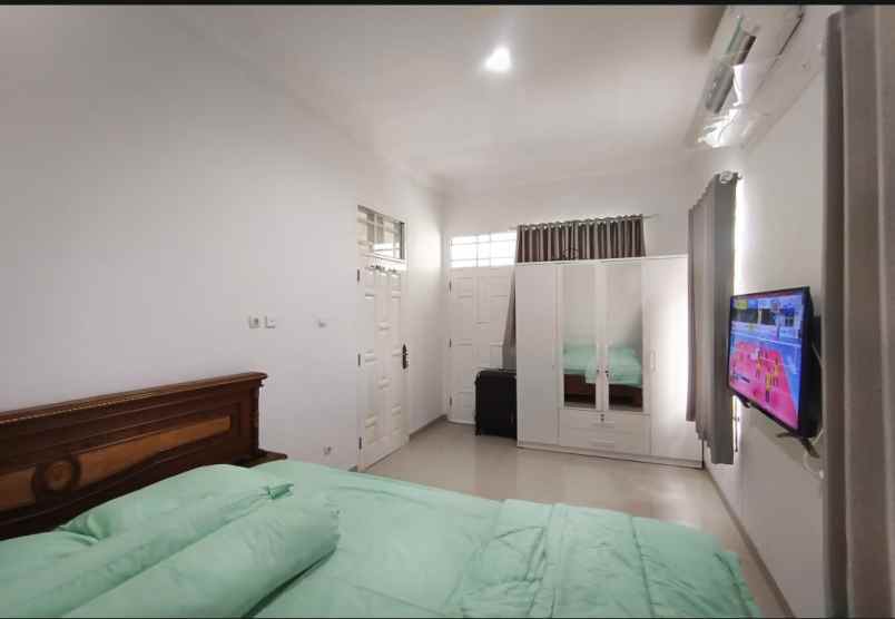 dijual rumah komplek duren sawit