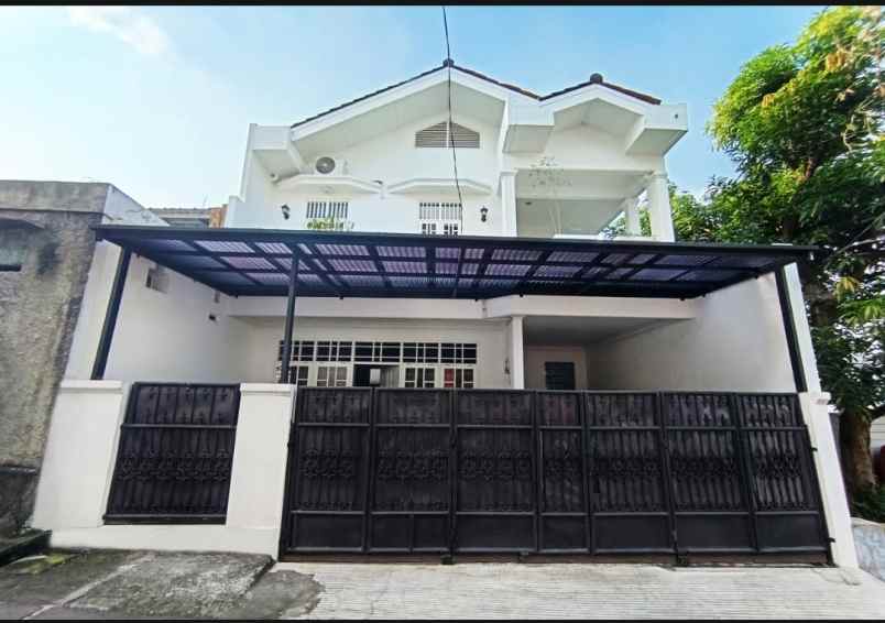dijual rumah komplek duren sawit