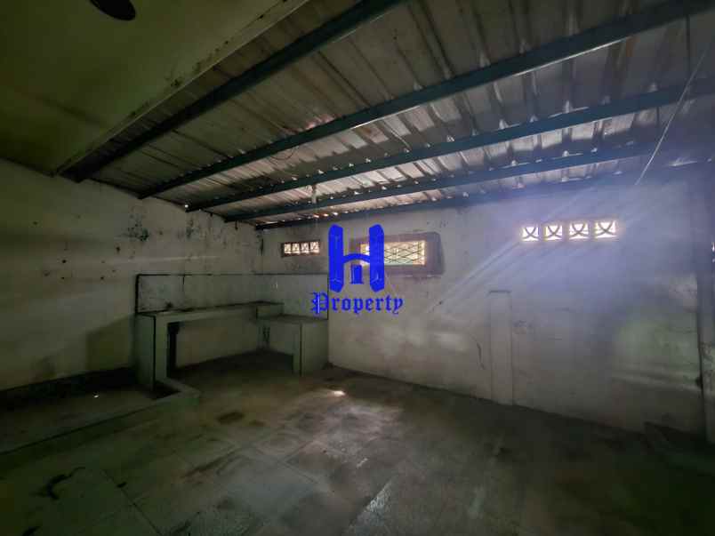 dijual rumah komplek greenland