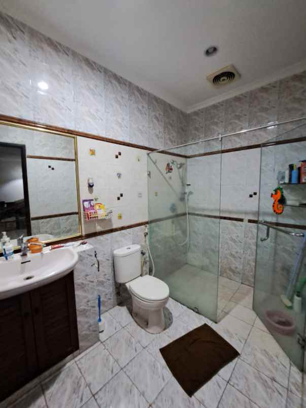 dijual rumah komplek metro sunter