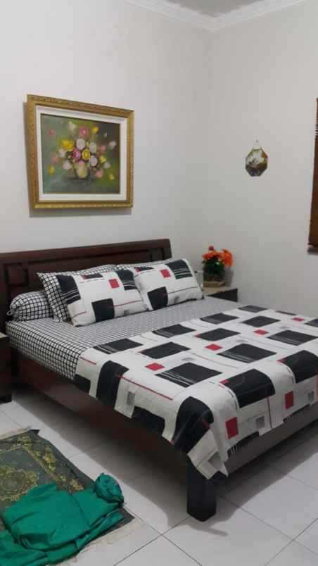 dijual rumah kost di kendangsari