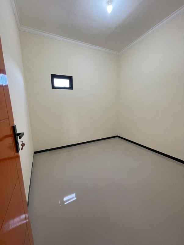 dijual rumah lokasi gpa karangploso malang