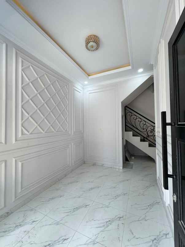 dijual rumah m kahfi 2