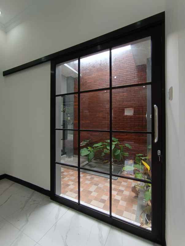 dijual rumah maguwoharjo