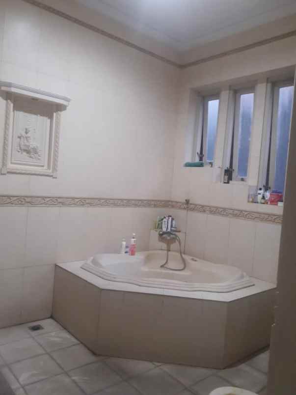 dijual rumah maguwoharjo yogyakarta