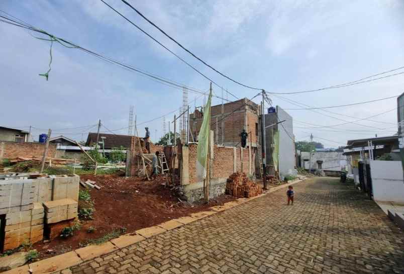 dijual rumah manunggal