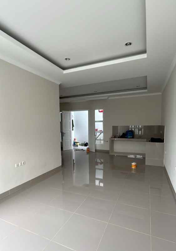 dijual rumah megapolitan cinere depok