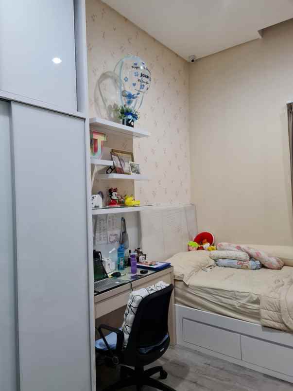 dijual rumah mewah di daerah jakarta pusat