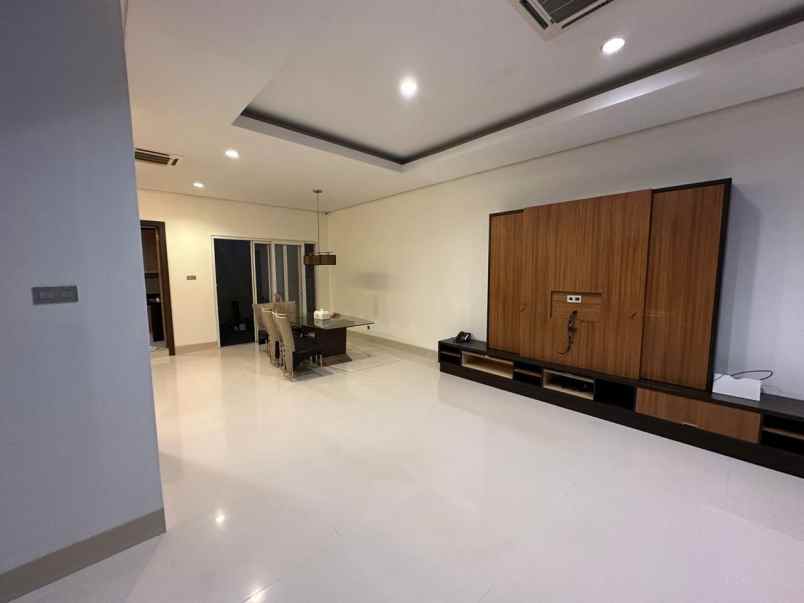 dijual rumah mewah di pik camar elok jakarta utara