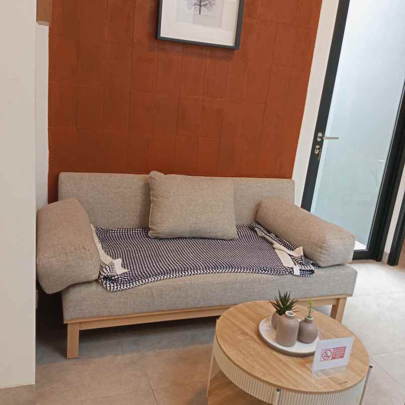 dijual rumah minimalis modern dan strategis
