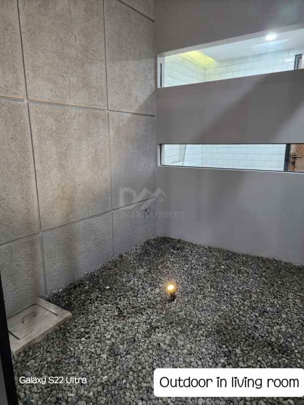 dijual rumah modern griya loka bsd