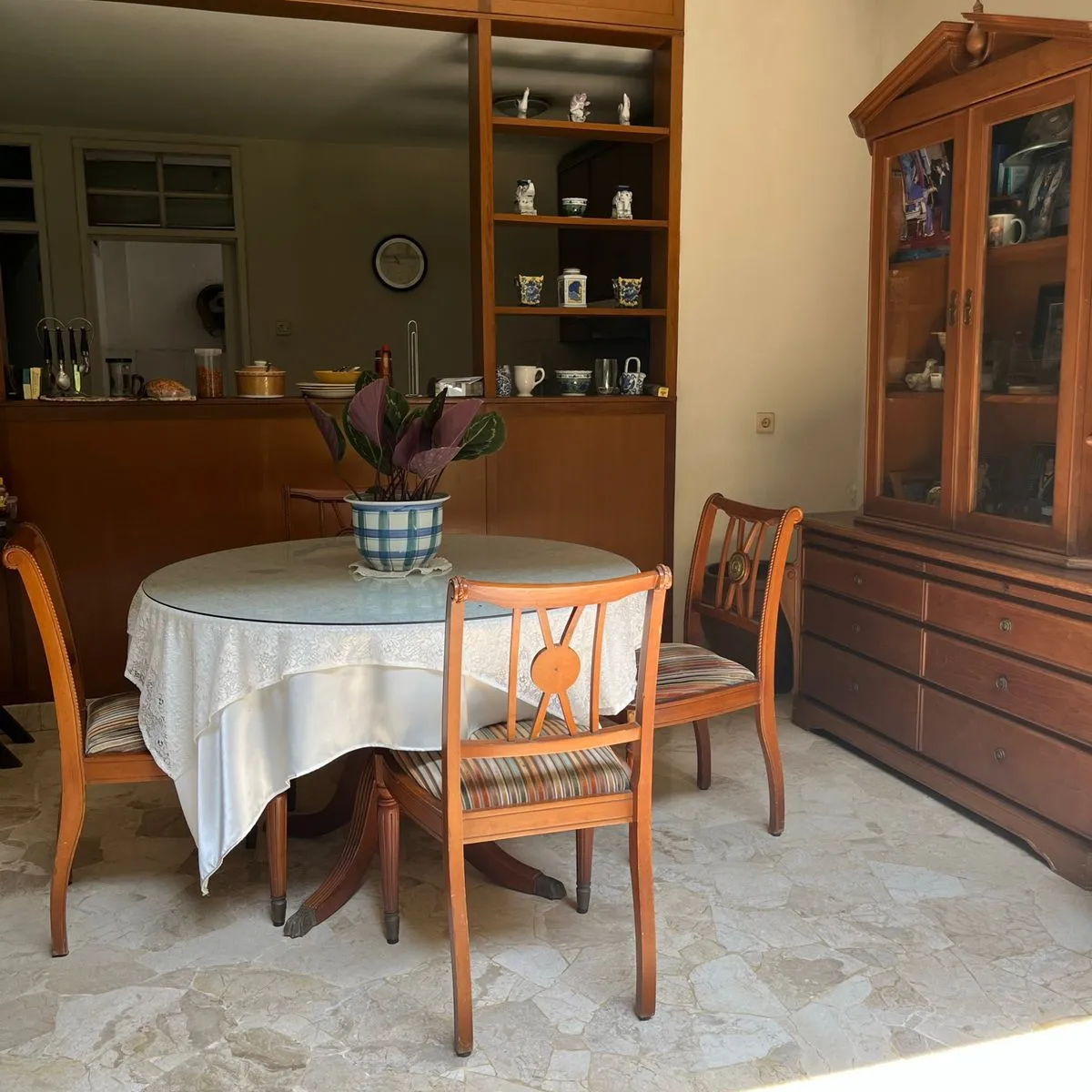 dijual rumah murah luas dan asri di cinere depok