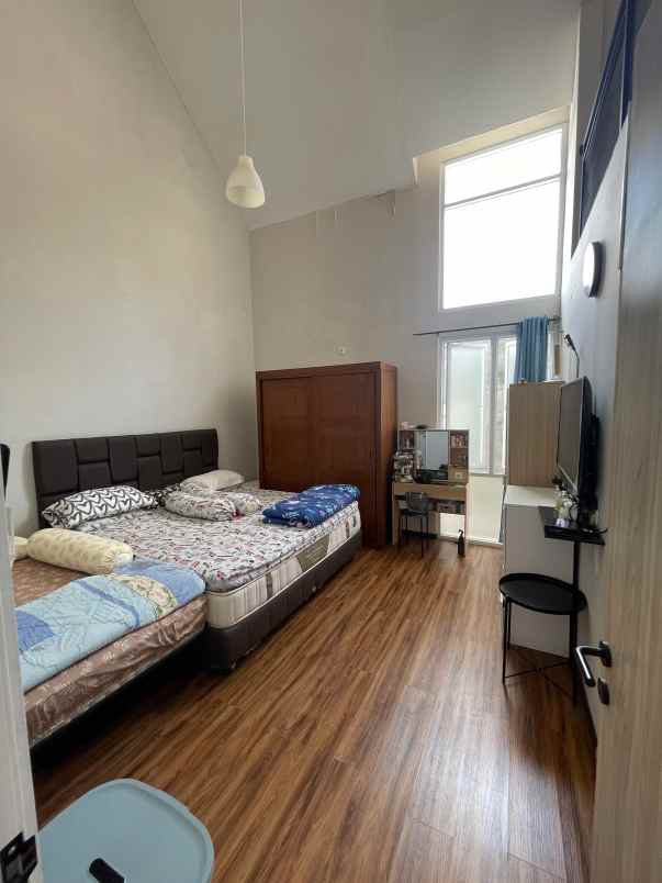 dijual rumah newland matoa kav 36 jakarta selatan