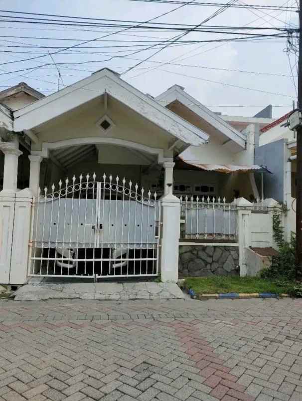 dijual rumah nirwana eksekutif wonorejo
