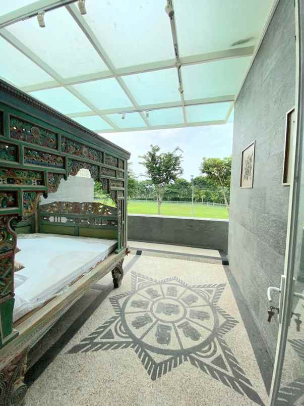 dijual rumah pakuwon city grand island