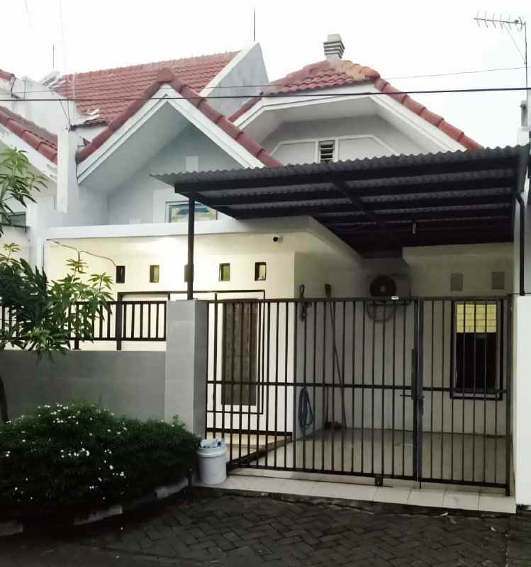 dijual rumah pantai mentari