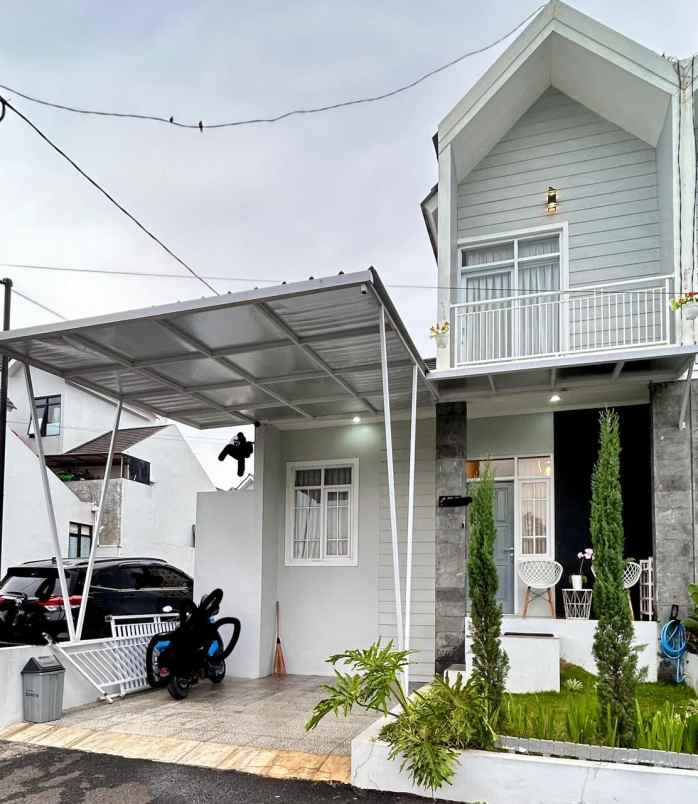 dijual rumah permana