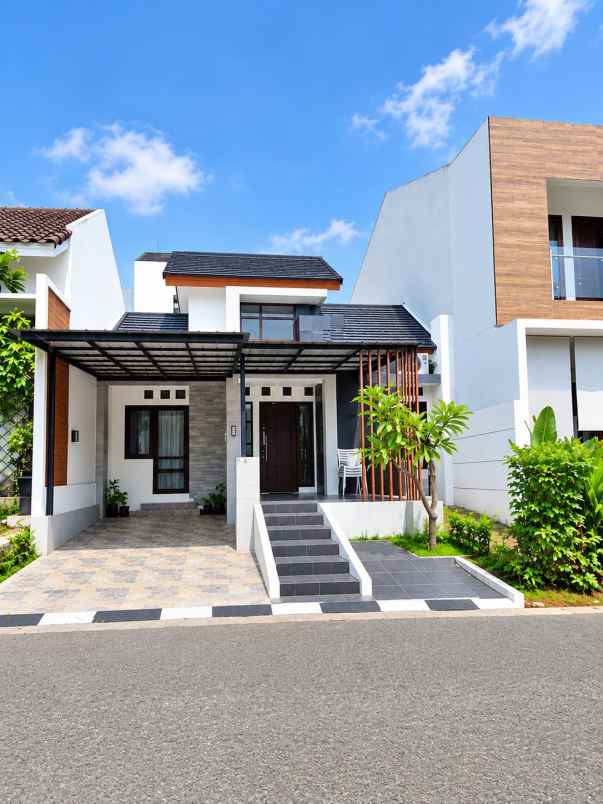 dijual rumah permata bintaro