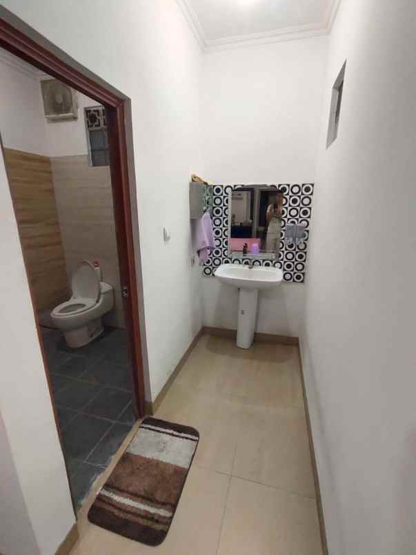 dijual rumah permata buah batu