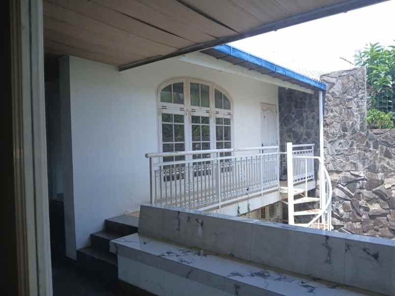 dijual rumah permata hijau