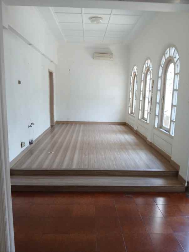 dijual rumah permata hijau