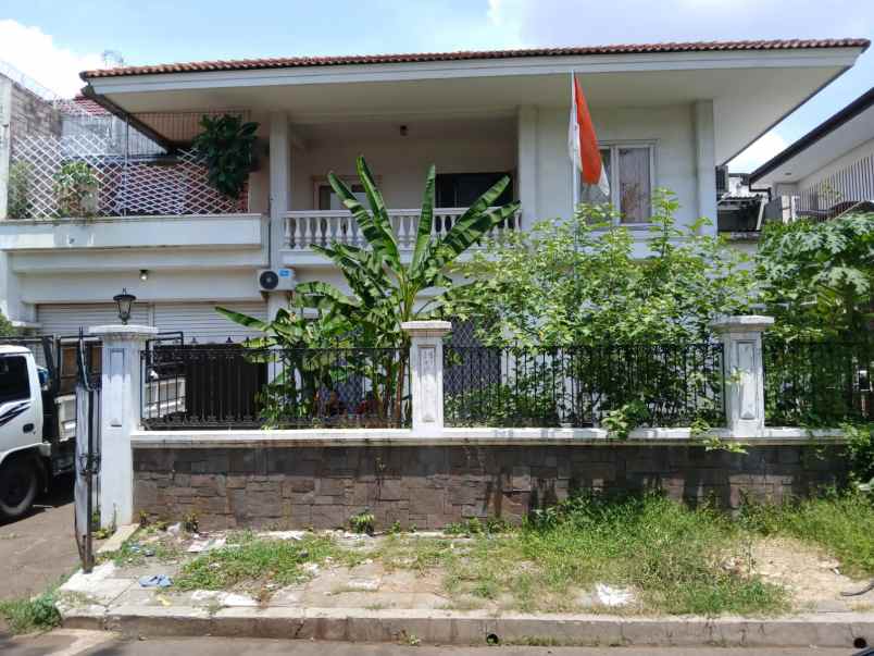 dijual rumah permata hijau
